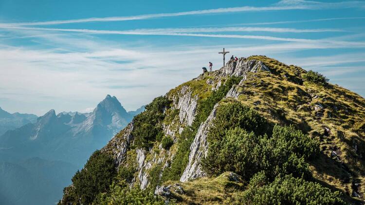 Der Untersberg Gipfel Mit Blick Auf Den Watzmann