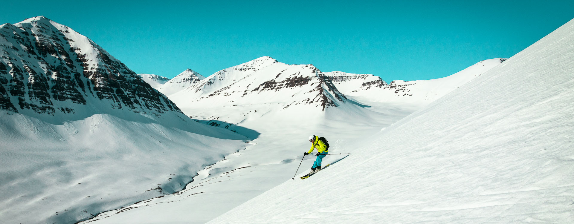 Freeriden und Tiefschneefahren lernen Freeriden und Tiefschneefahren lernen