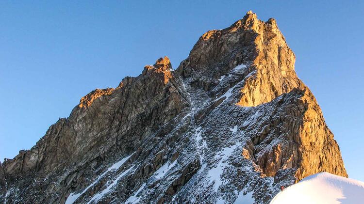 Hochtouren Mit Bergfuehrer Am Zinalrothorn