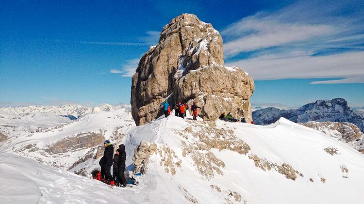 Schneeschuhwandern In Der Fanes Gefu Hrt