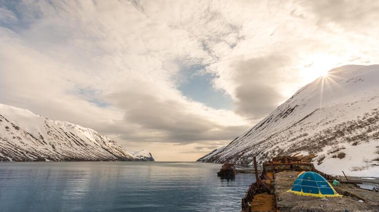 Skitouren Vom Schiff Aus In Kamtchatka