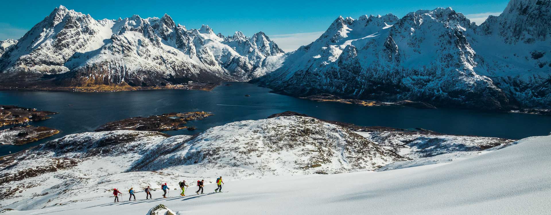 Skitourenreise auf die Lofoten Skitourenreise auf die Lofoten