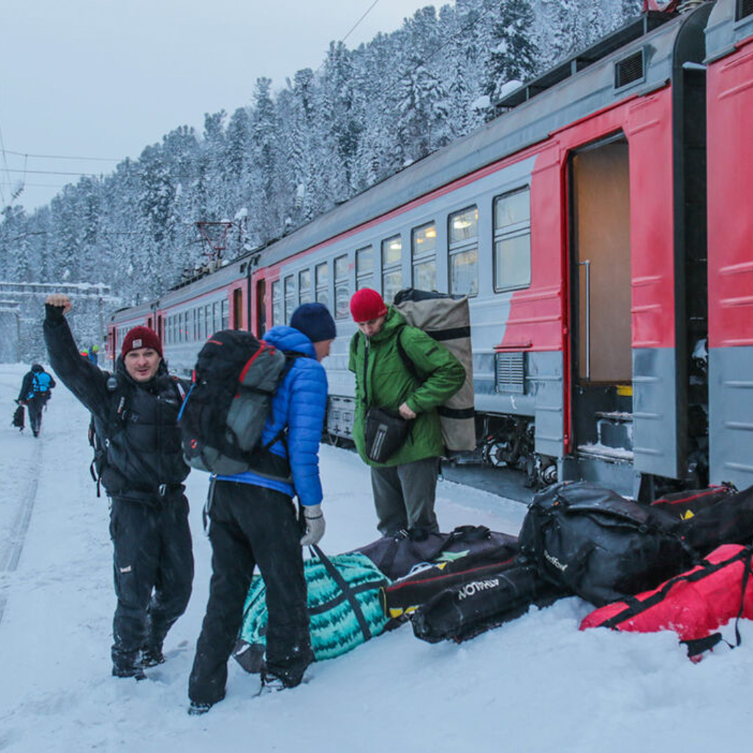transsibirische-eisenbahn-skitouren.jpg transsibirische-eisenbahn-skitouren.jpg