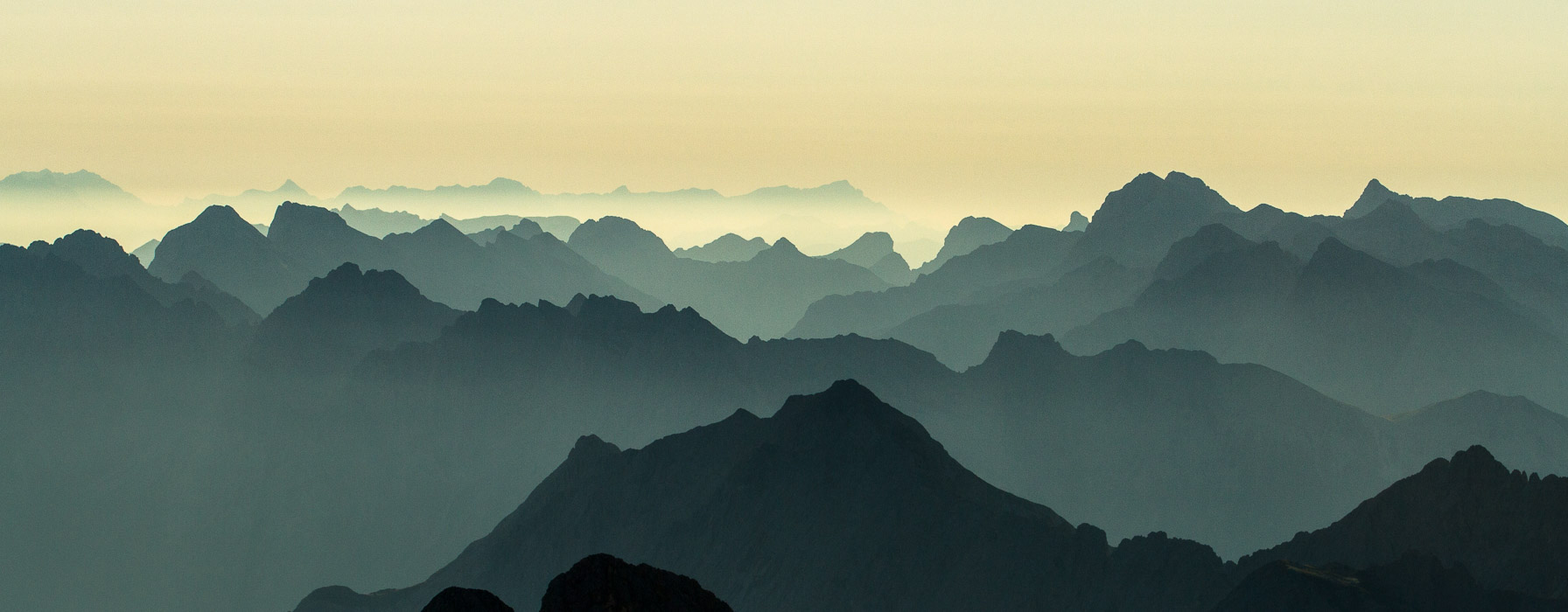 Traum Aussicht in den Alpen auf Hochtour Traum Aussicht in den Alpen auf Hochtour